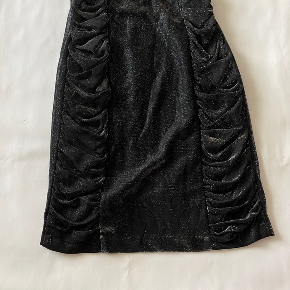 Vintage Little Black Dress - Picture 4 of 11